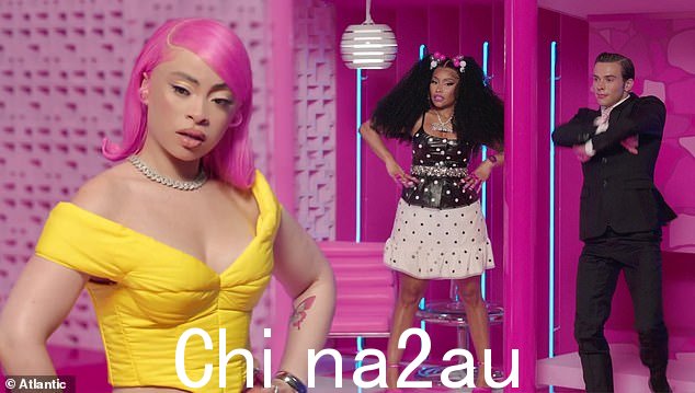 Fever dream:相反,他招募了 Nicki Minaj 和当下最热门的艺术家之一 Ice Spice 来试听 Aqua 的歌曲,并将其命名为 Barbie World。 Ronson 称这首歌曲为“一首令人难以置信的歌曲的狂热梦想”,Aqua 被认为是这首歌的共同创作者和表演者” class=