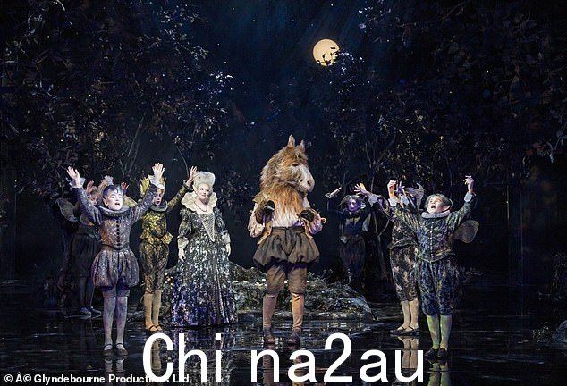 我们现在可以看到,本杰明·布里顿正是根据威廉·莎士比亚的三层喜剧打造一部歌剧的人,让可怜的凡人与仙女对决