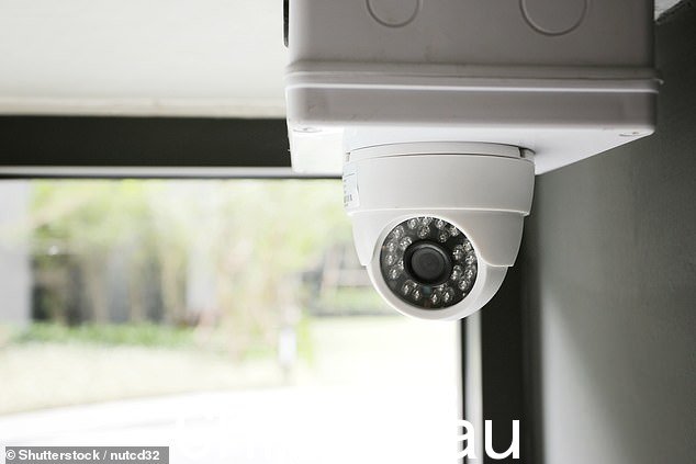 根据租户，房东安装摄像头是为了确保房子干净，那么很快就会导致侵犯他们的隐私（图片）” /></p><p style=
