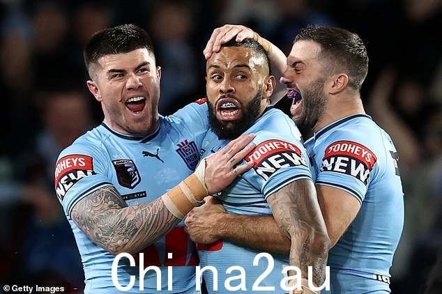 Josh Addo-Carr(中)取得了《State of Origin》历史上最伟大的独奏尝试之一