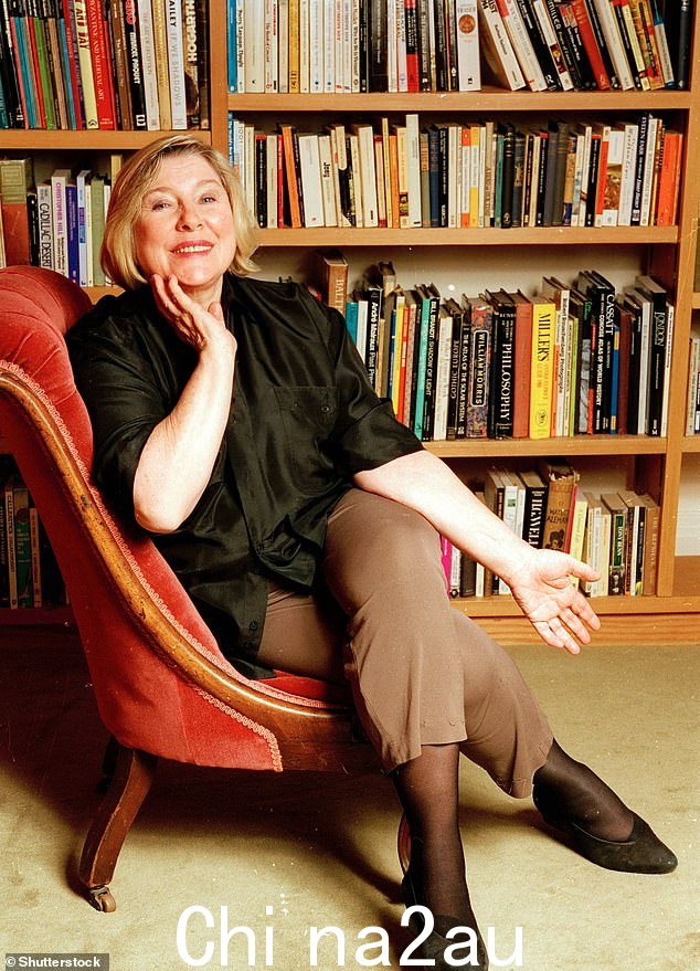 小说家:令人眼花缭乱、无与伦比的费伊·韦尔登 (Fay Weldon) 一月份去世,享年 91 岁,仅剩 210,000 英镑,我可以透露