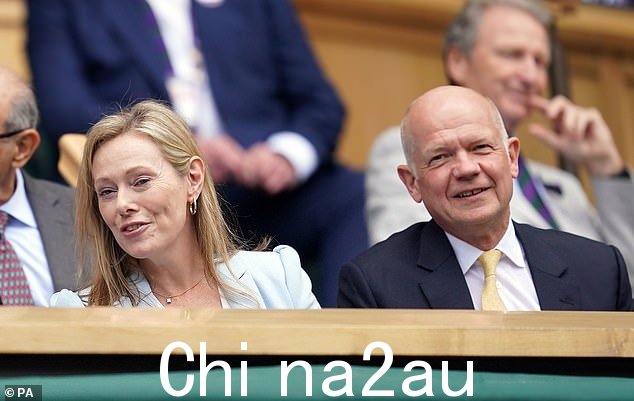 威廉·黑格勋爵是保守党前领导人。他的妻子 Ffion Hague 今天与他一起参加温布尔登
