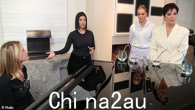 计划:考特尼解释说,“这就是为什么她想让我们今天进来,但我昨晚给大家发了短信,没有人回复,今天早上又发了短信。妈妈是唯一回信的人”