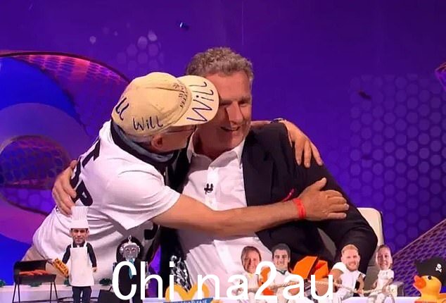 Just Stop Oil 活动人士 William Ward,66 岁,是昨晚冲击第 4 频道《The Last Leg》的三人之一 - 给了主持人 Adam Hills 一个拥抱