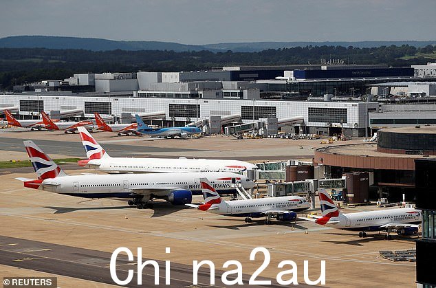 这是航空公司“夏季优惠”的一部分,其中包括长途航班上的冰淇淋