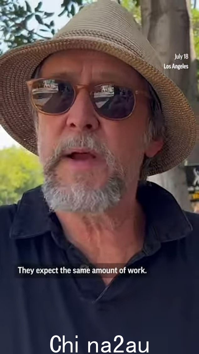 Alan Ruck 在洛杉矶华纳兄弟工作室罢工时描述了一系列影响演员和编剧的问题