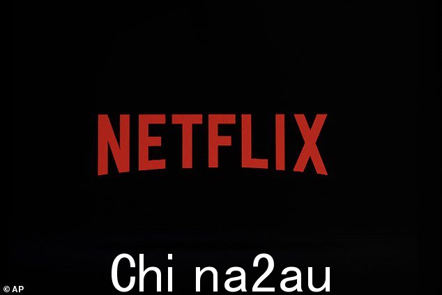 轮到他们了:Netflix 被挑出来了,但其授权节目的剩余费用由原始许可方支付。然而,引人注目的演员除了让 Netflix 也支付剩余费用外,还希望获得更好的费率