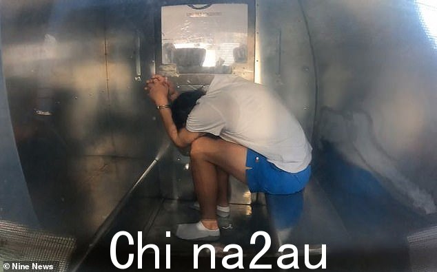 Francisco 和被指控的车辆司机 Kasey Glover 于周五出庭,发现有两张逮捕令逮捕他(图为 Kasey Glover 被捕后)