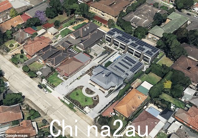 Richard White 在悉尼南部的贝克斯利建造了一座高科技太阳能住宅(如图)