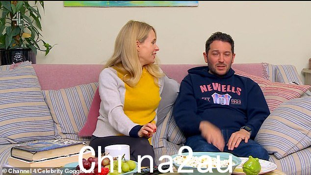 收缩:而 Rylan Clark、Ricky Tomlinson、Sue Johnston 和 Jon Richardson(与妻子 Lucy Beaumont 合影)也感到不安
