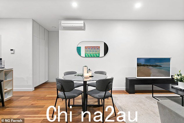 宽敞的公寓配有海景和阳台可欣赏到令人惊叹的远景