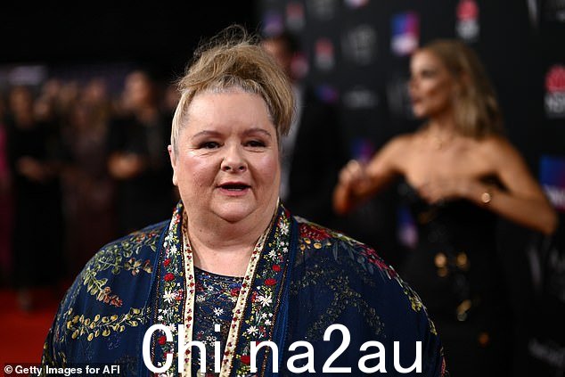 Szubanski 在墨尔本大学与 Klingender 先生一起学习艺术史,两人仍然是朋友自从他们学习以来