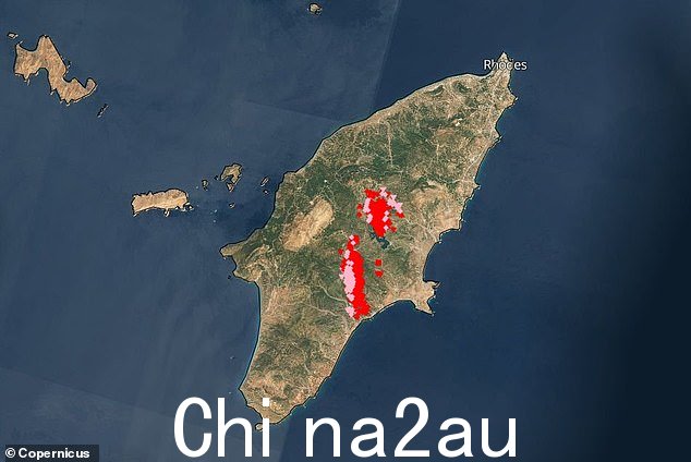 俯视图:欧洲的 Sentinel-3 任务正在将数据输入哥白尼应急管理服务中心,以绘制过去一个月发生野火的地图。图为希腊罗德岛,自上周二以来大火一直肆虐