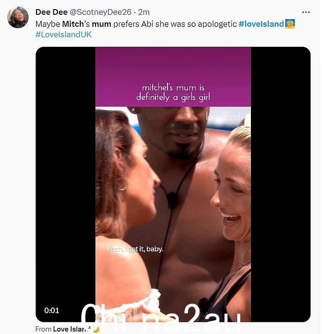 '凌乱': 粉丝很快在 Twitter 上表示,他们明白米奇的混乱是从哪里来的,因为他的妈妈拥抱了他的前任阿比,并向她保证了这一点