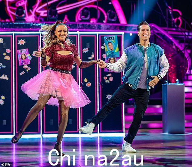 生来表演:Katie McGlynn 在 2020 年离开 Coronation Street 后,还于 2021 年出现在 Strictly 上(与她的专业搭档 Gorka Marquez 一起出现在 Strictly 上)