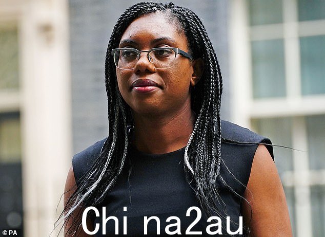 Kemi Badenoch 撕毁了工党对跨性别者的“赤裸裸的虚伪”