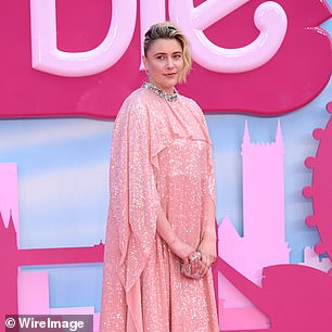 Gre塔·葛韦格 (ta Gerwig) 出席 2023 年 7 月 12 日在莱斯特广场 Cineworld 举办的《芭比娃娃》欧洲首映