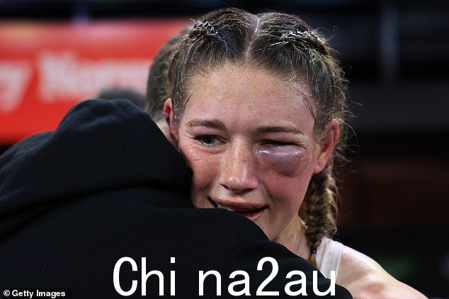 AFLW 明星泰拉·哈里斯 (Tayla Harris) 在周三晚上输给米莉·阿博格布伦 (Milli Agboegbulen) 后受到重创