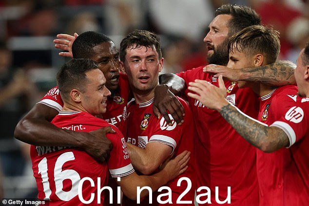 雷克瑟姆在圣地亚哥季前友谊赛中以 3-1 击败曼联