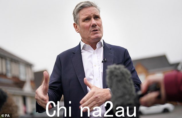 Keir Starmer 爵士与他的工党政客汗先生谈论了 ULEZ 的强烈反对上周乌克斯布里奇和南莱斯利普补选