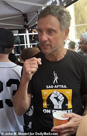 丑闻明星 Tony Goldwyn 同意这是为行业未来而战