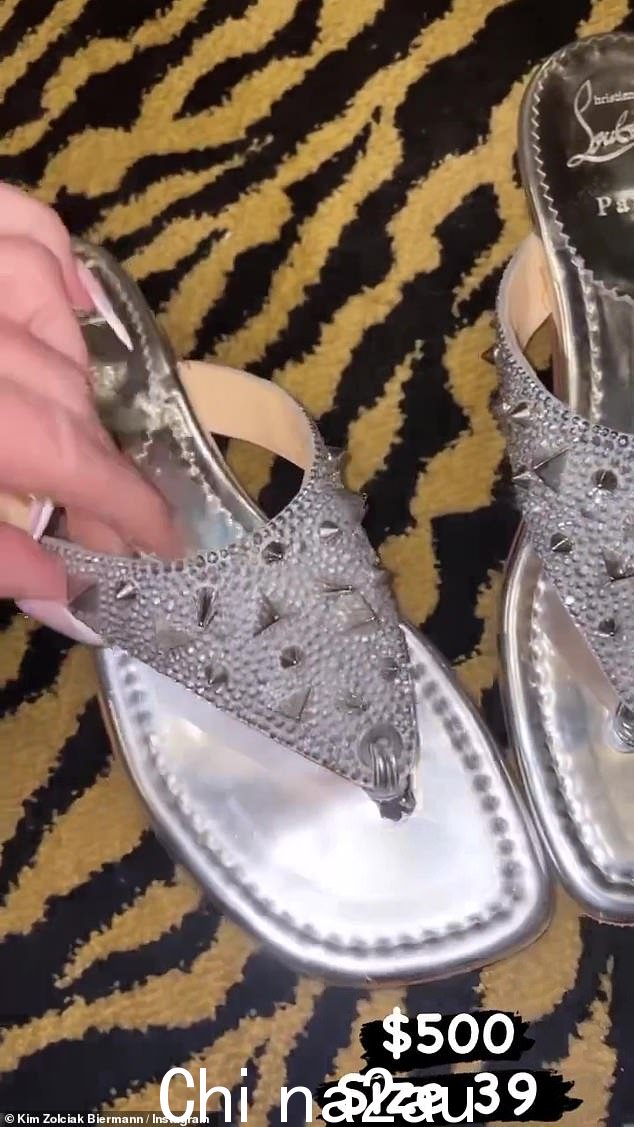 500 美元 Christian Louboutin 高跟鞋
