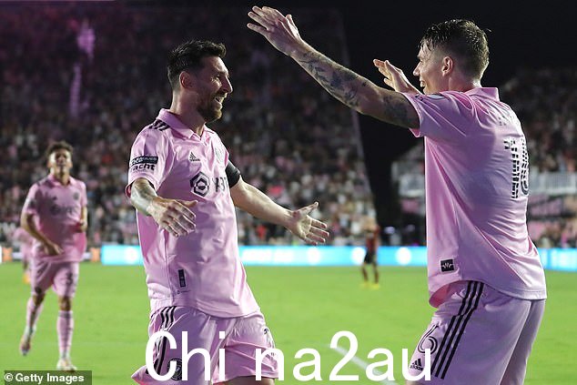 梅西在 4-0 战胜亚特兰大的比赛中梅开二度,并在联赛杯战胜亚特兰大的比赛中出场 78 分钟