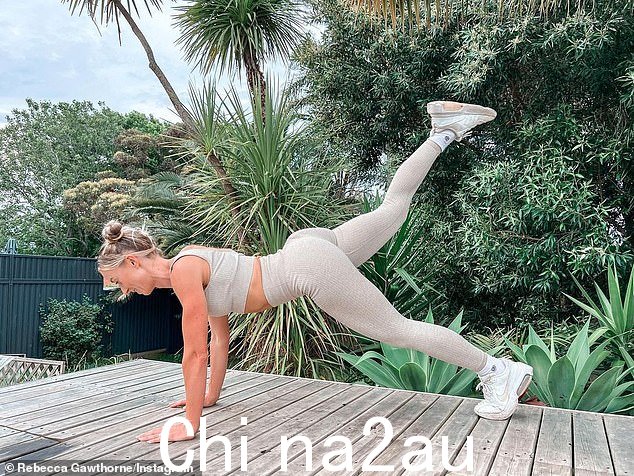 网上名为 Nourish Naturally 的营养师透露,胡萝卜、土豆和洋葱等经济实惠的商品“非常健康”,“不应该被遗忘”,因为它们不像羽衣甘蓝和鳄梨那样流行” class=