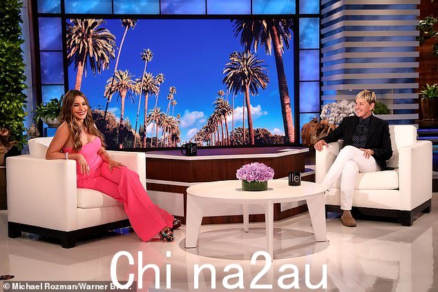 '她恨我!' 2021 年,Vergara 讲述了当她把 Bubbles 带回家后,她收养一只狗的梦想是如何彻底错误的,她立刻更喜欢 Manganiello