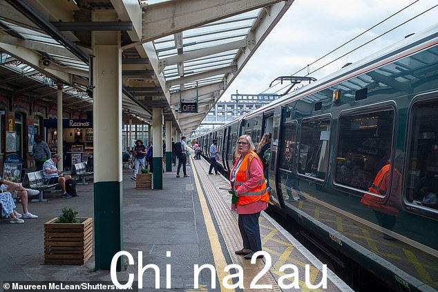 包括 GWR 在内的多家火车运营商正在运营缩减、修订的时刻表
