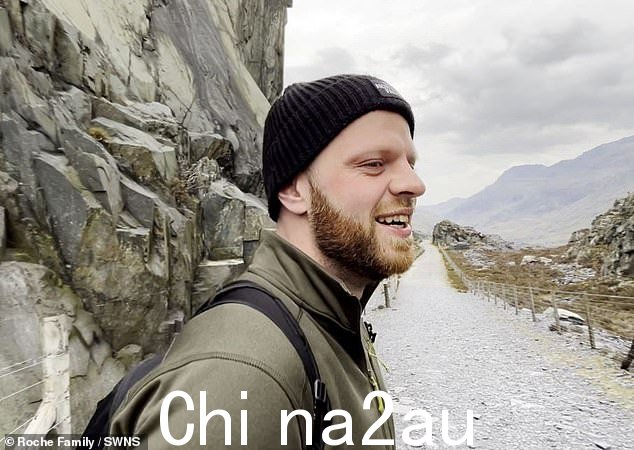 他的露营车在露营地被发现,现已返回英国