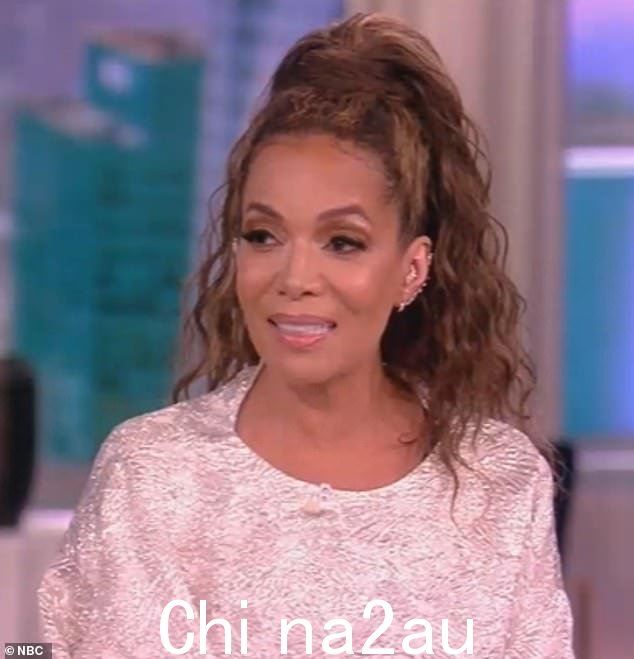 聆听:Sunny Hostin 开玩笑说,当 Whoopi 谈到在水中做爱时,她正在“学习”