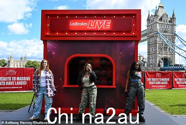 他们回来了:在一次新的采访中,Mutya Buena、Keisha Buchanan 和 Siobhán Donaghy 讨论了他们解散时发生的事情并谈到了他们的艰辛(图于 Ladbrokes Live)伦敦的 Pop-up Gig)