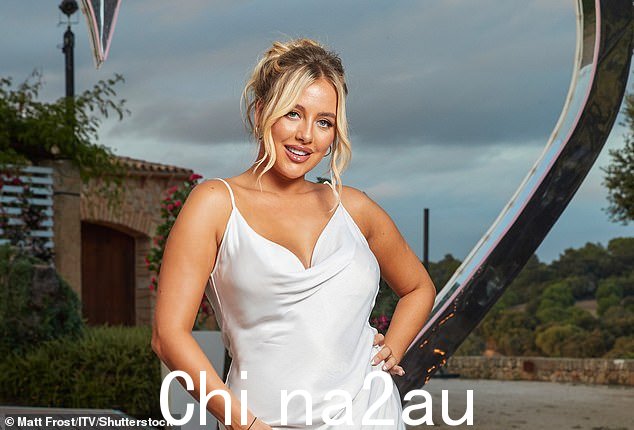洒茶:他说:“说实话,首先不要为打翻的奶油而哭泣。杰西确实朝我扔了一个,狠狠地砸到了我的上唇。”类=