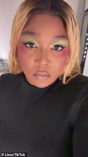 Lizzo 于 7 月 25 日拍摄