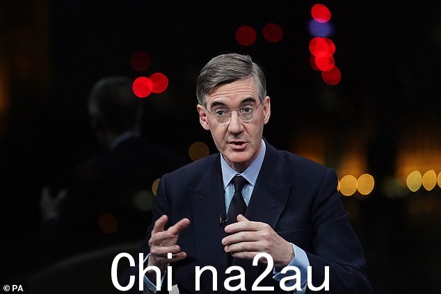 Rees-Mogg 先生在参与过去的讨论时表示,成本“不断上升、不断上升”
