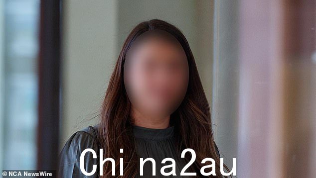 足球明星的孩子们在 iPad 上发现了涉及他们父亲的性爱录像
