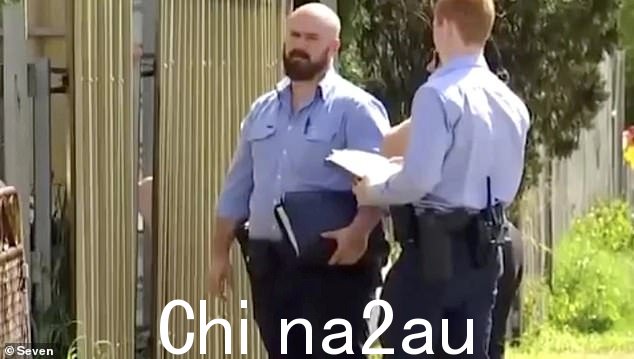 昆士兰警方周四早上到达该物业后不久就建立了犯罪现场