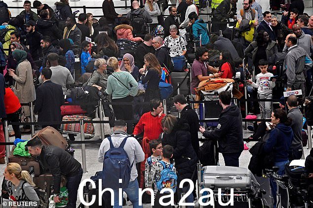 罢工引发了对更多暑假混乱的担忧(文件图片)
