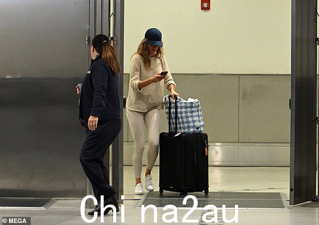 单身:跑道大师吉赛尔 (Gisele) 去年与 46 岁的布雷迪 (Brady) 分手,两人结婚 13 年并育有两个孩子