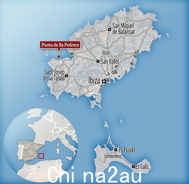 西班牙海岸警卫队今天下午证实,在拖曳燃烧的游艇时,该船在福门特拉岛一个名为 Punta de Sa Pedrera 的自然地标附近沉没
