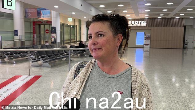 Kira Burrows(如图)已经放弃了计划中的马来西亚之旅。她说:“我不想坐在另一架飞机上。” class=