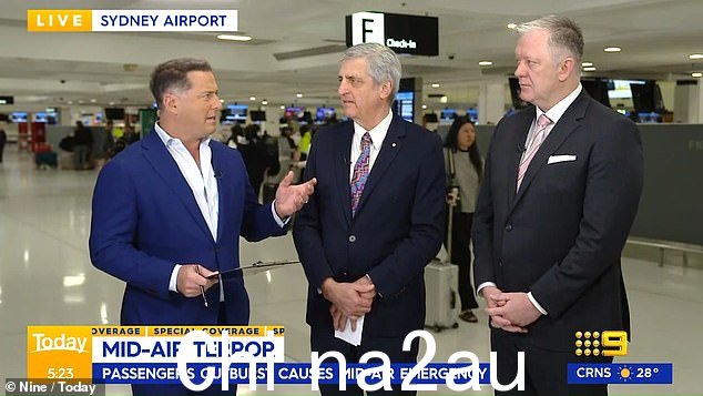 Stefanovic 在开始对两位航空专家进行现场采访时显得很紧张,并多次被自己的话绊倒