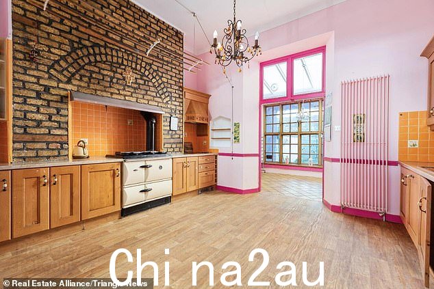 六床房的图片展示了 Sinead 如何将她对色彩的热爱运用到那里