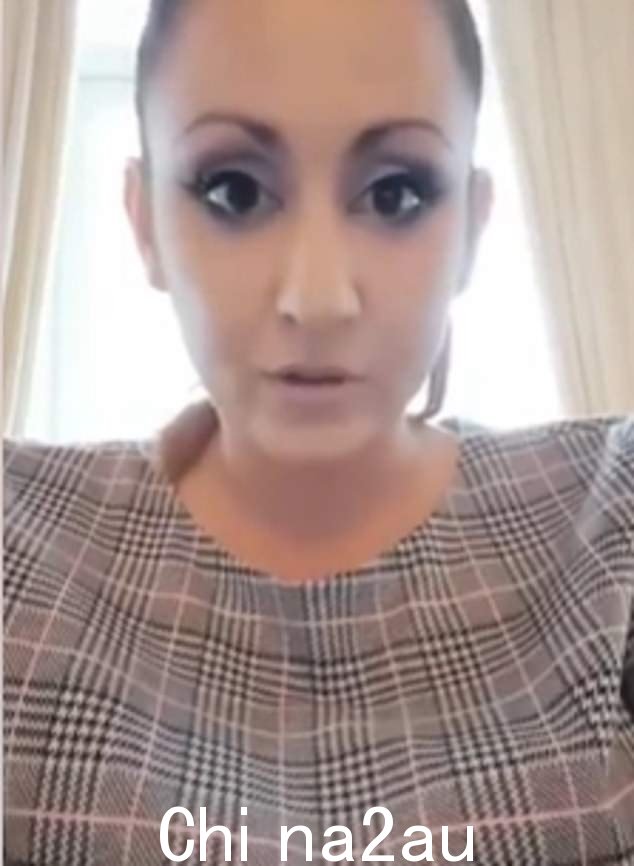 伊万诺娃出现在宣传她与伴侣经营的社区团体提供的服务的视频中