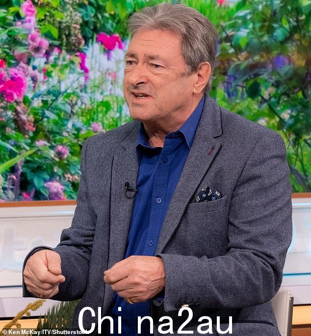 主播坚称他在招待客人时可以克制自己的完美主义