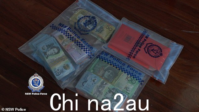 据称该诈骗案在过去一年中获利超过 100 万美元,然后被发送到海外