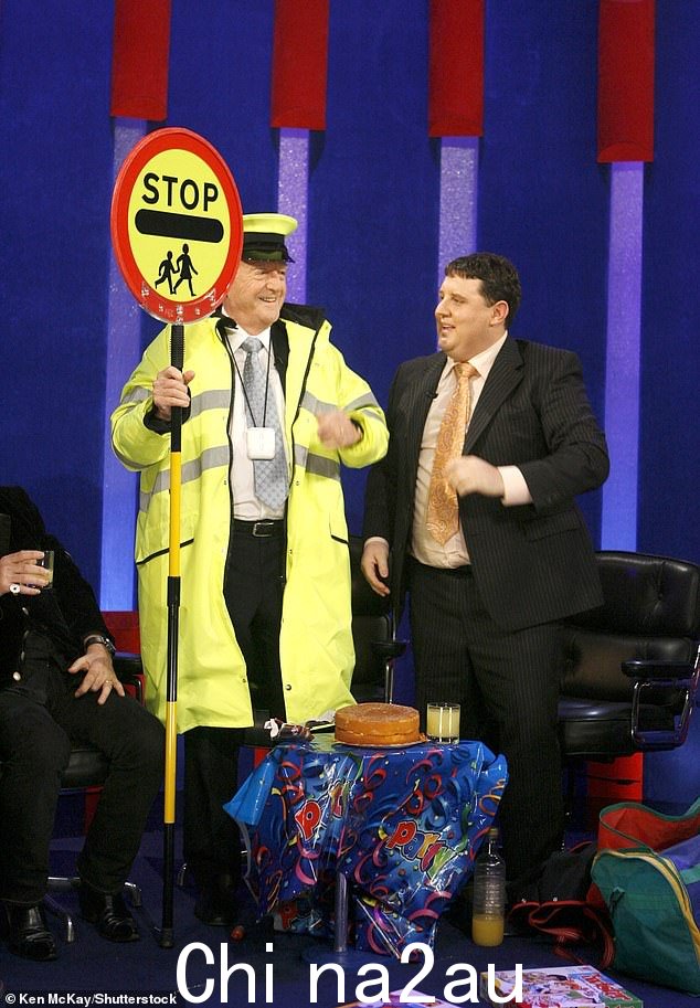 Parky 于 2007 年与 Peter Kay 一起在最后一场 BBC 节目中打扮成棒棒糖人