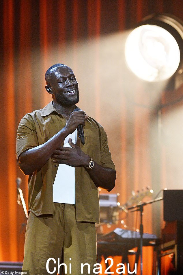 在舞台上:Stormzy 在周五的“This Is What We Mean Day”期间在活动中表演