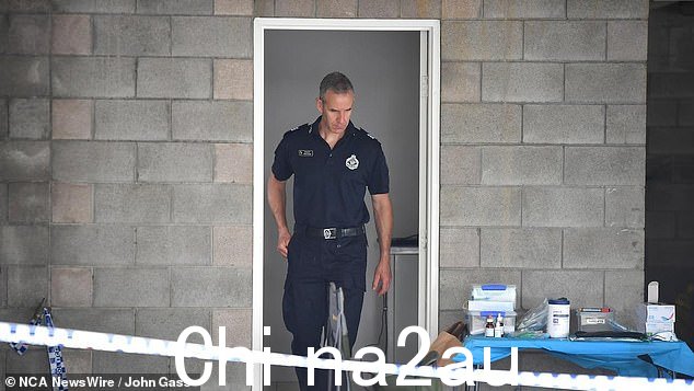Glovers 女士的遗体在布里斯班车库被发现,警方相信他们在那里至少存在了 13 年